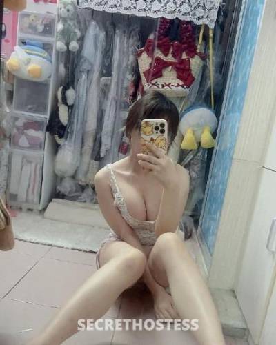25 Year Old Chinese Escort Chicago IL - Image 3