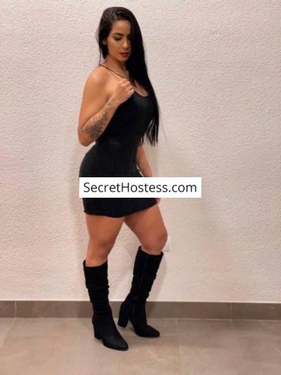 27 Year Old Latin Escort Belgrade Black Hair Green eyes - Image 3