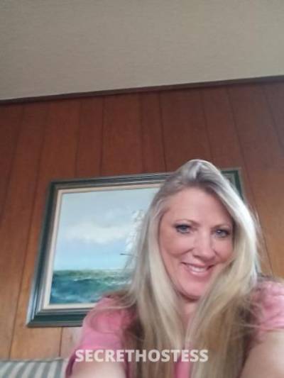 43 year old Escort in Austin TX 43 Yr Old MILF looking for generous clients and regulars