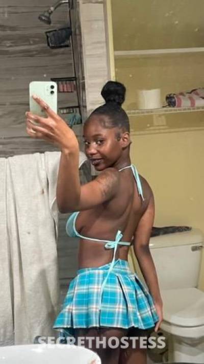 18Yrs Old Escort 162CM Tall Long Beach CA Image - 1