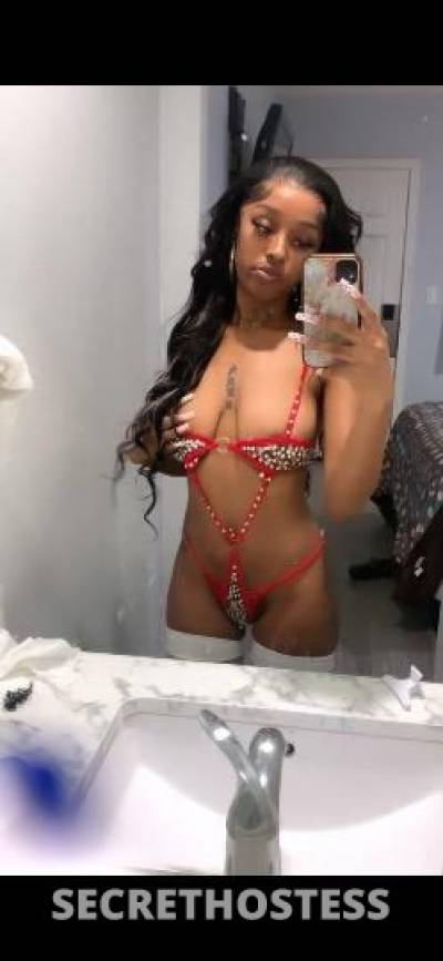 19Yrs Old Escort Los Angeles CA Image - 3