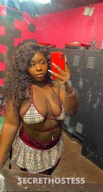 21 year old Escort in Memphis TN Creamer OUTCALLS ONLY