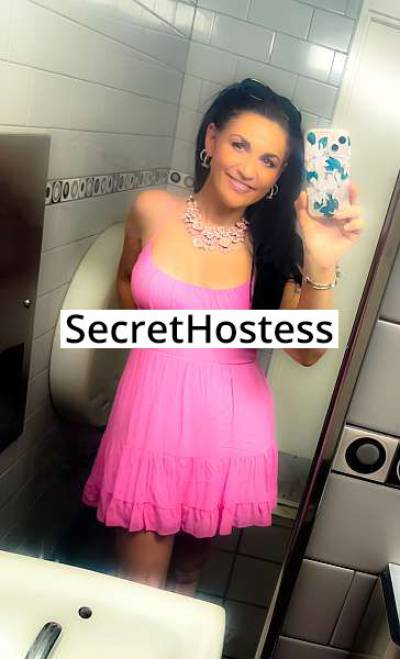 30 Year Old Caucasian Escort Dallas TX Brunette - Image 1