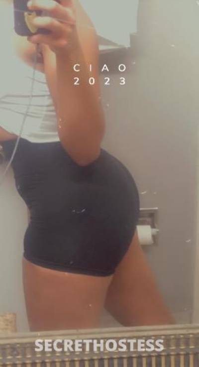 22 Year Old Latino Escort Philadelphia PA - Image 3