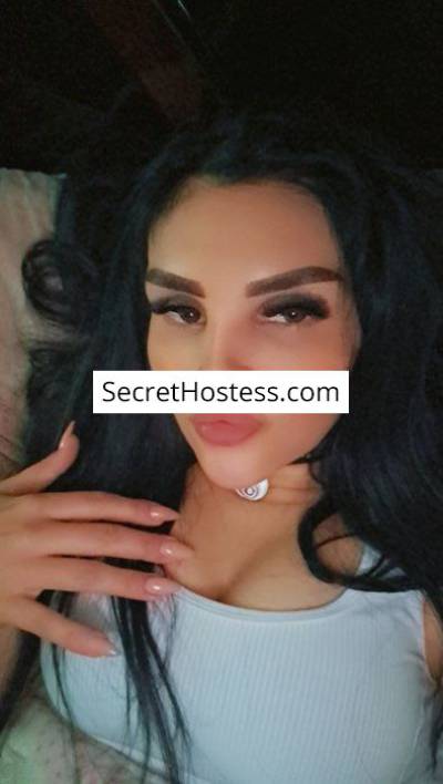 24 Year Old Arabian Escort Doha Black Hair Brown eyes - Image 4