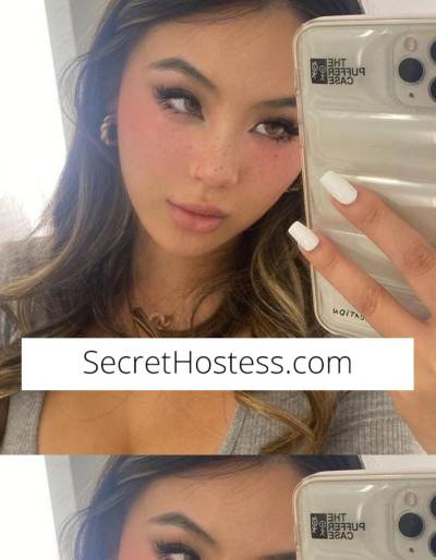 20 year old Escort in Sunshine West Melbourne ?? MODEL TOURING/ 36DD BOOBS Violet