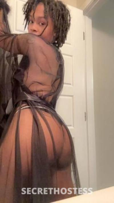 Text me up on Snapchat hotbbay23 Eat my pusssy Or Anal Fucck in Manchester NH