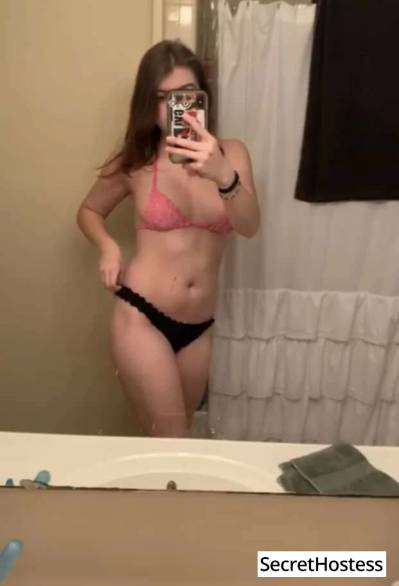 23 Year Old Asian Escort Chicago IL - Image 1