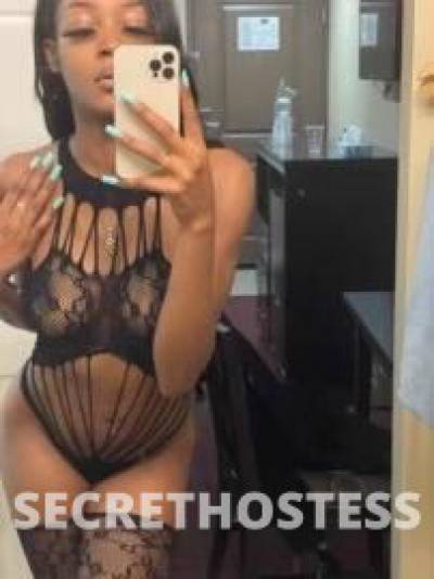 24Yrs Old Escort Milwaukee WI Image - 1