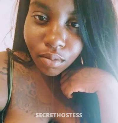 27 year old Escort in Buffalo NY Monica