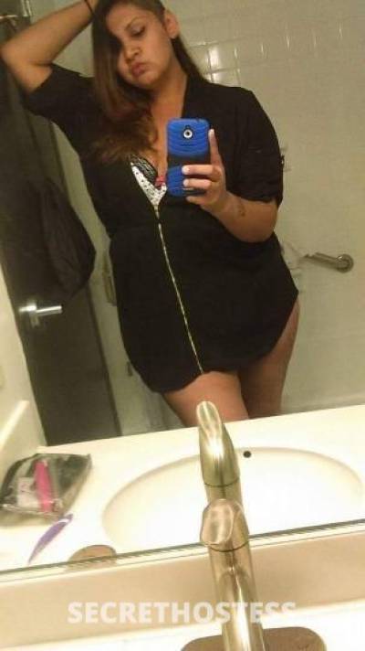 30 year old Escort in Buffalo NY come let this N8v shorty put in that work on u i promise u 