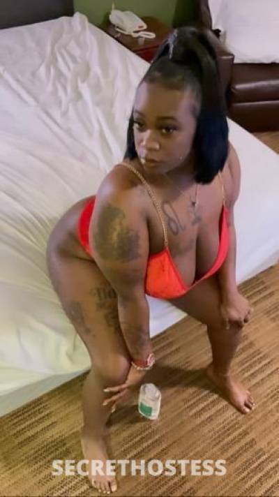 Attractive Sexy Ebony BBBJ and facial specials now Dont Miss in Harrisonburg VA