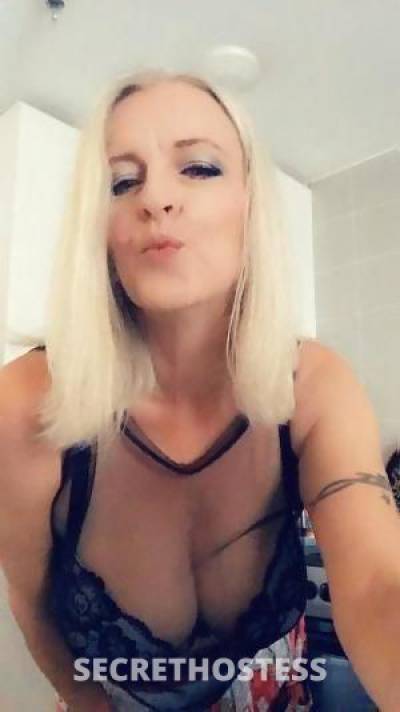 42 year old Escort in Odessa TX 42 Years older Div0rced Un-happy BJ MOM Fuck Me