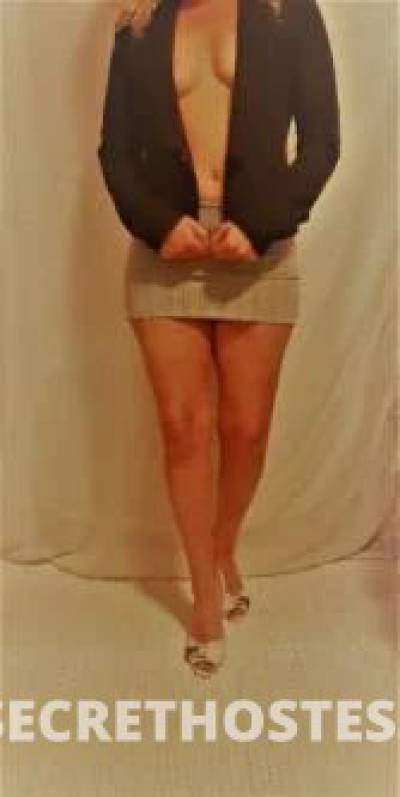 51 year old Australian Escort in Kuluin Sunshine Coast How many ad's do you need to find your perfect pleasure