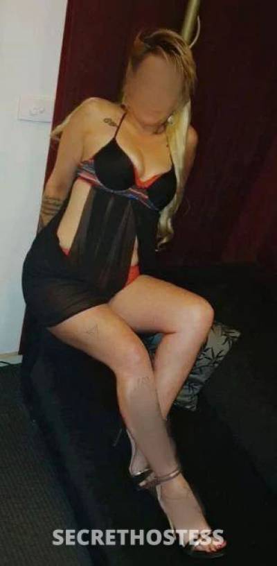 SEXY MATURE PARTY BLONDE – 250 /hour – avail tonight  in Melbourne