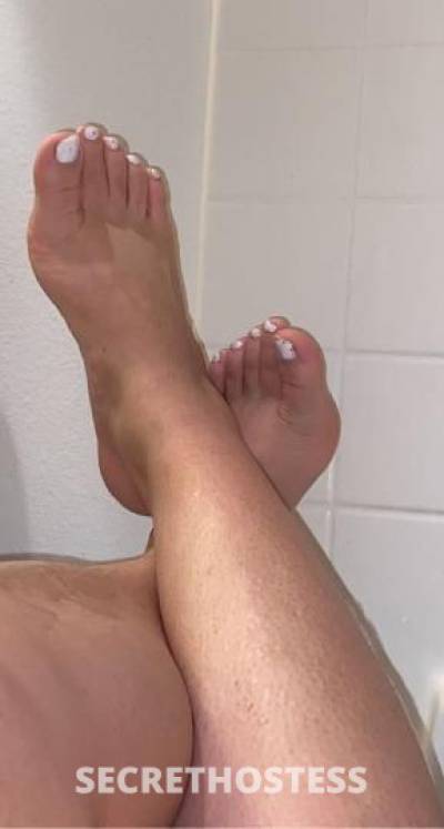 22 year old Escort in Inland Empire CA Jennifers body