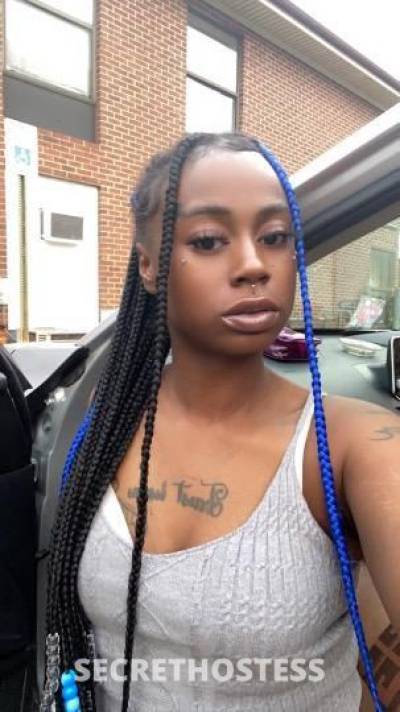 23 year old Escort in Charlotte NC Drip Your Cum On My Face