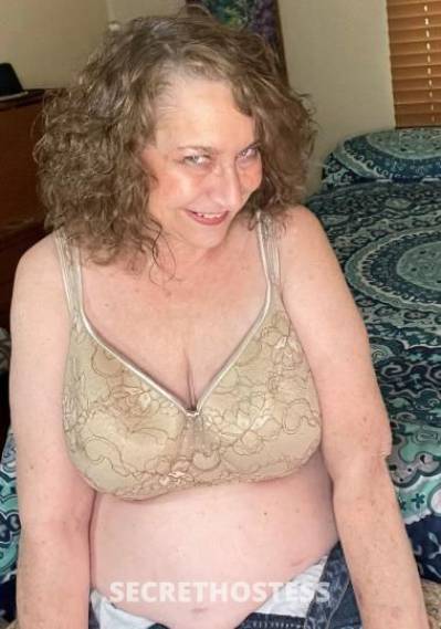 56Yrs Old Escort Kansas City MO Image - 1