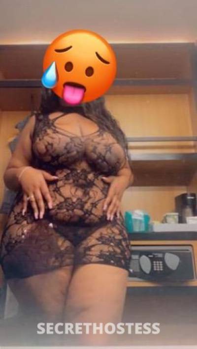 26 year old Escort in Albany NY Thick Curvy &amp;&amp; Pretty in the Face Head Pro 