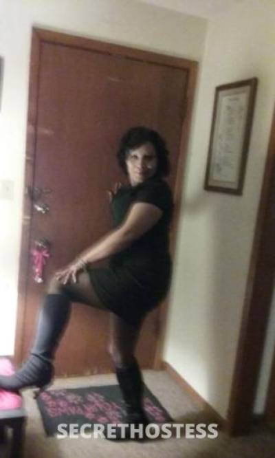 Chanel 40Yrs Old Escort 157CM Tall Rochester MN Image - 1