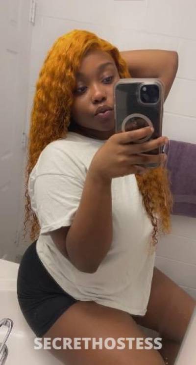 20Yrs Old Escort 149CM Tall Greenville SC Image - 2