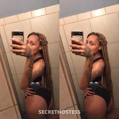 21 year old Escort in Memphis TN Veryy slimm thick lightskin hmu baby