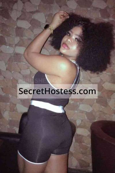 23 Year Old Nigerian Escort Accra Black Hair Brown eyes - Image 5