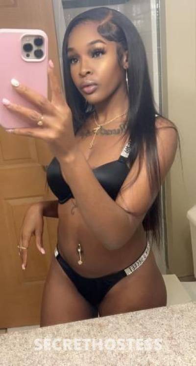 25 year old Escort in St. Louis MO Chocolate offer hey guys its chocolate hot and sexy pussy