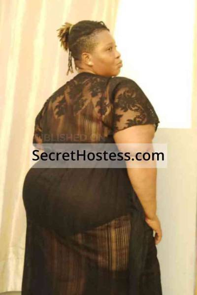 28 Year Old Nigerian Escort Accra Black Hair Brown eyes - Image 1