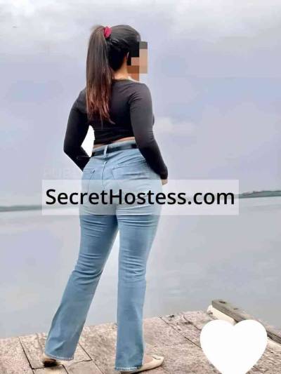 27 Year Old Sri Lankan Escort Colombo Black Hair Brown eyes - Image 1