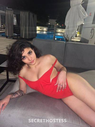 21 year old Middle Eastern Escort in West Palm Beach FL Lola’s Experience