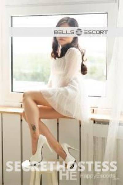 23 Year Old Chinese Escort Cologne Black Hair Brown eyes - Image 4