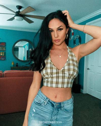 26 year old Hispanic Escort in New Haven CT I am available
