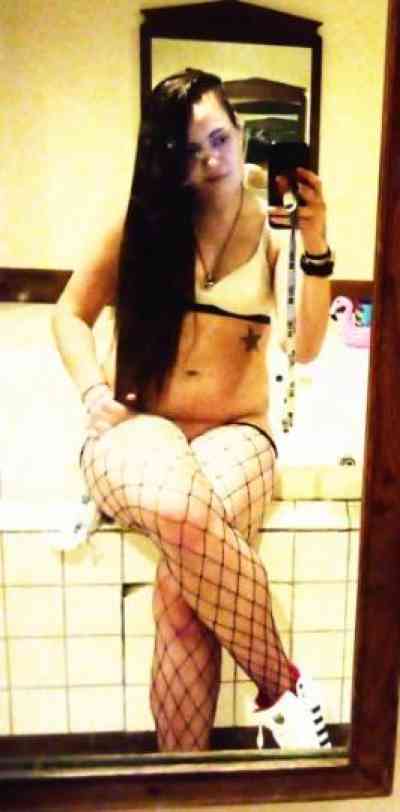 26Yrs Old Escort Size 6 128KG 5CM Tall Louisville KY Image - 1