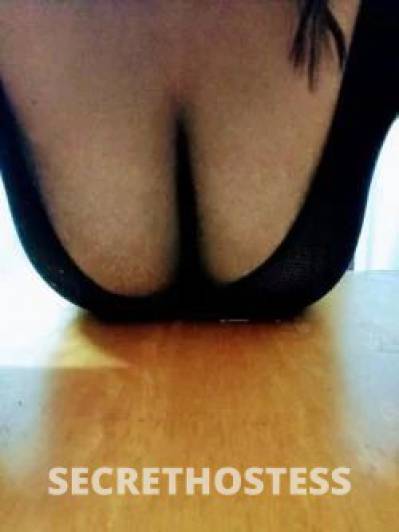 25Yrs Old Escort Size 18 Perth Image - 3