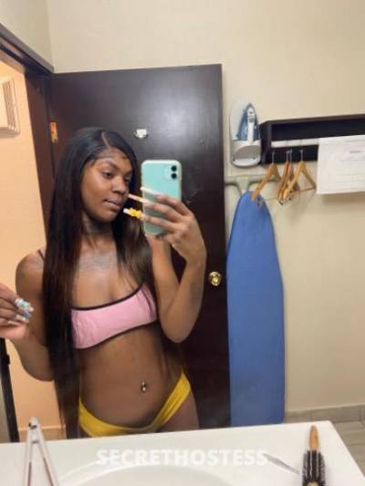 19Yrs Old Escort San Fernando Valley CA Image - 2