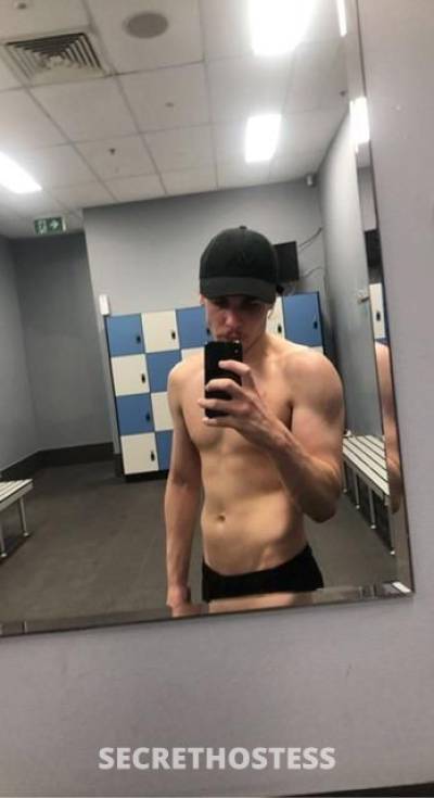 21 year old Escort in Kuluin Sunshine Coast Horny little fuck