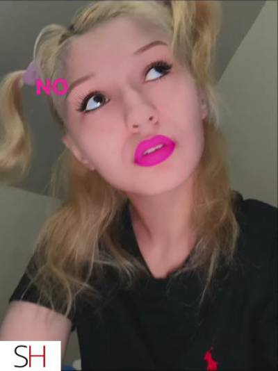 19 year old Asian Escort in Winnipeg ? want hard fuck’s
