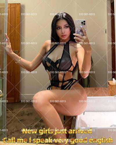 25 year old Asian Escort in Oakland / East Bay CA ?Pleasanton Fremont hayward Oakland Berkeley Richmond 