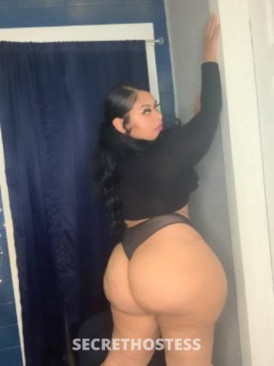 Venezuelan big booty beauty here for a short time in Manhattan NY