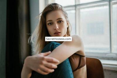 21 Year Old Caucasian Escort Berlin Blonde - Image 4