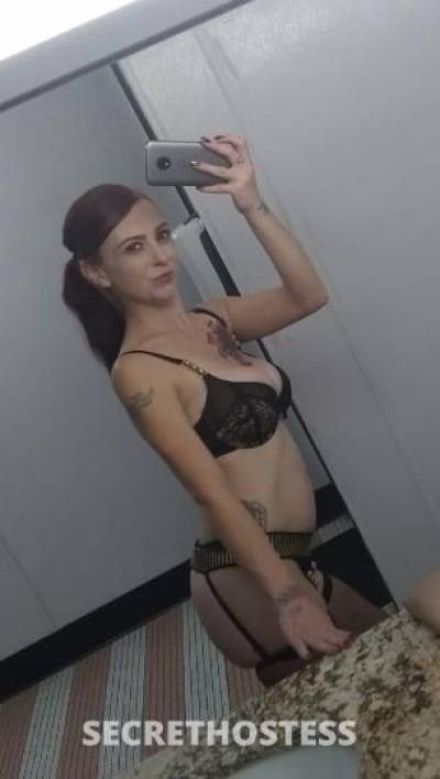 Sweet &amp; Sexy Petitie RedHead Treat Everything You  in Tacoma WA