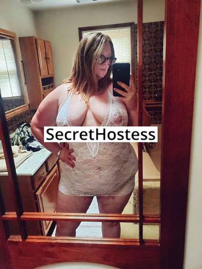 30 Year Old Caucasian Escort Chicago IL Redhead - Image 4