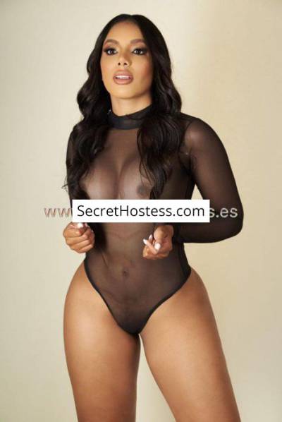 23 Year Old Latin Escort Manama Black Hair Brown eyes - Image 5