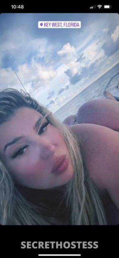 100% real blonde thick girl ! Face time verifiable in Buffalo NY