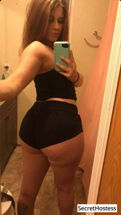 22 Year Old Escort Detroit MI - Image 2