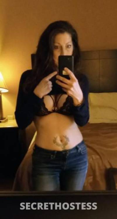 40 year old Escort in Bemidji MN The weekend is here Let me kick it off for you Text or call 
