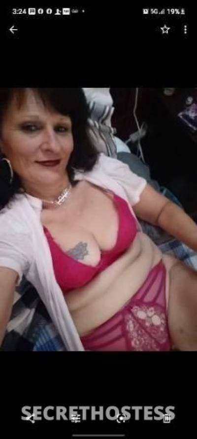 53Yrs Old Escort Glens Falls NY Image - 1