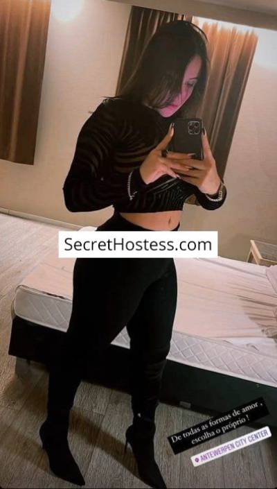 27 Year Old Latin Escort Liege Black Hair Hazel eyes - Image 8