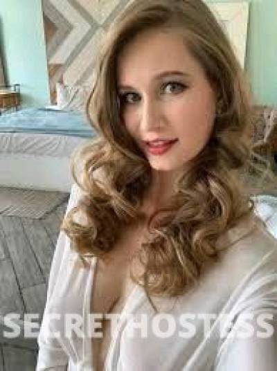 26 Year Old Escort Medicine Hat - Image 1